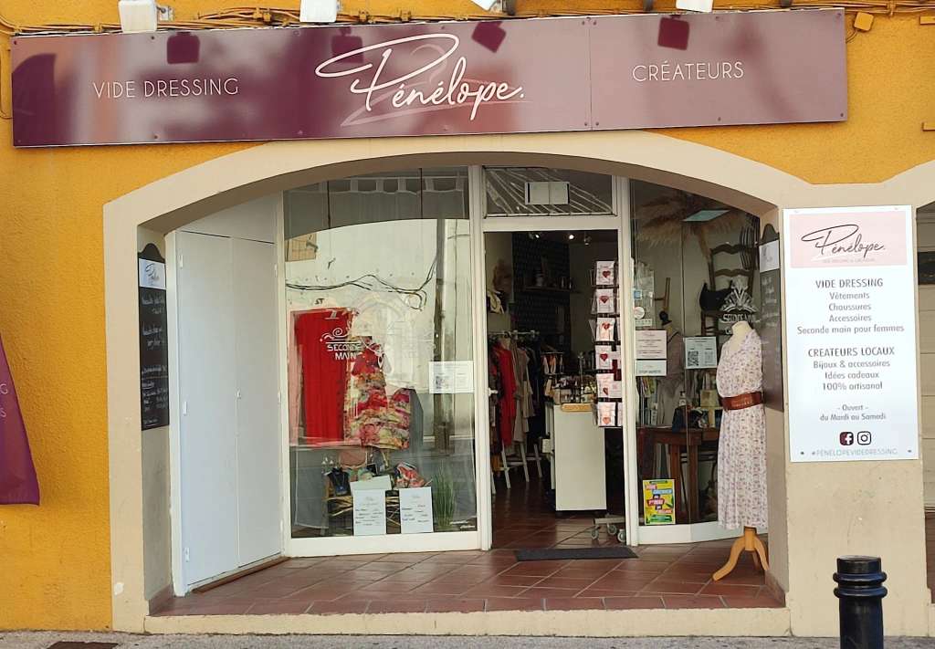Pénélope. Vide dressing
