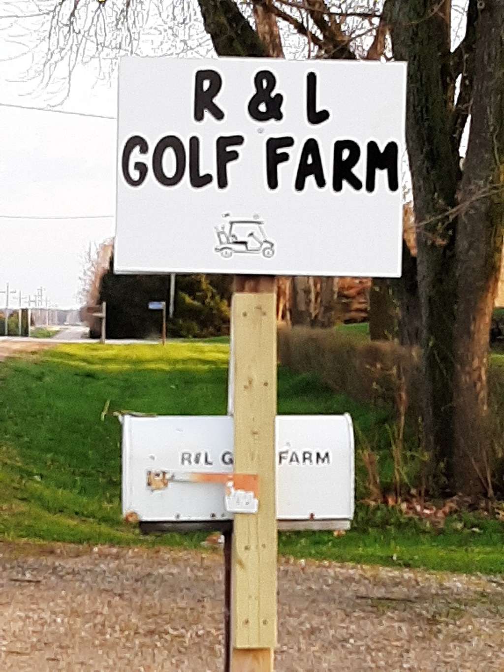 R & L Golf Farm