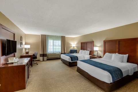 Comfort Inn & Suites Jackson - West Bend — photo 2