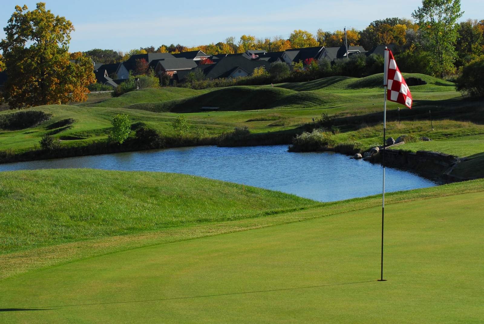 Missing Links Driving Range, Golf Course, Miniature Golf, Toptracer, Sports Bar — photo 1