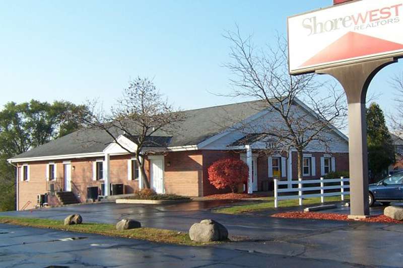 Shorewest Realtors - West Bend-Hartford Office