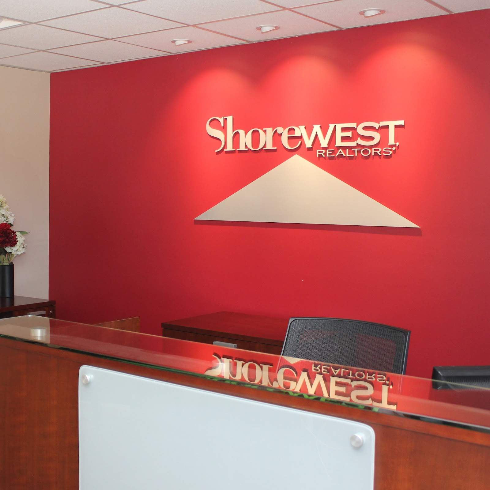 Shorewest Realtors - West Bend-Hartford Office — photo 2