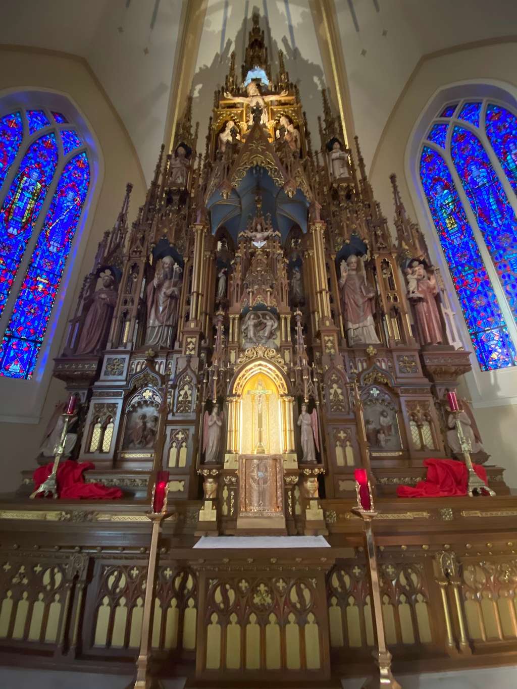 Holy Name Catholic Church