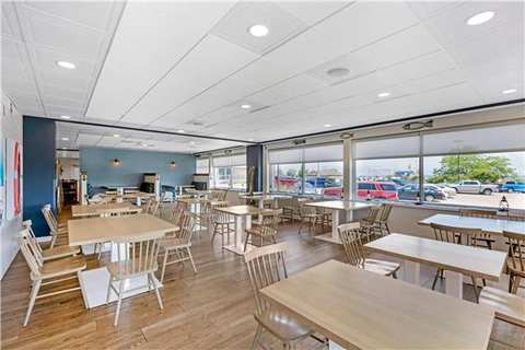 The Harborview on Lake Michigan, an Ascend Collection Hotel — photo 5