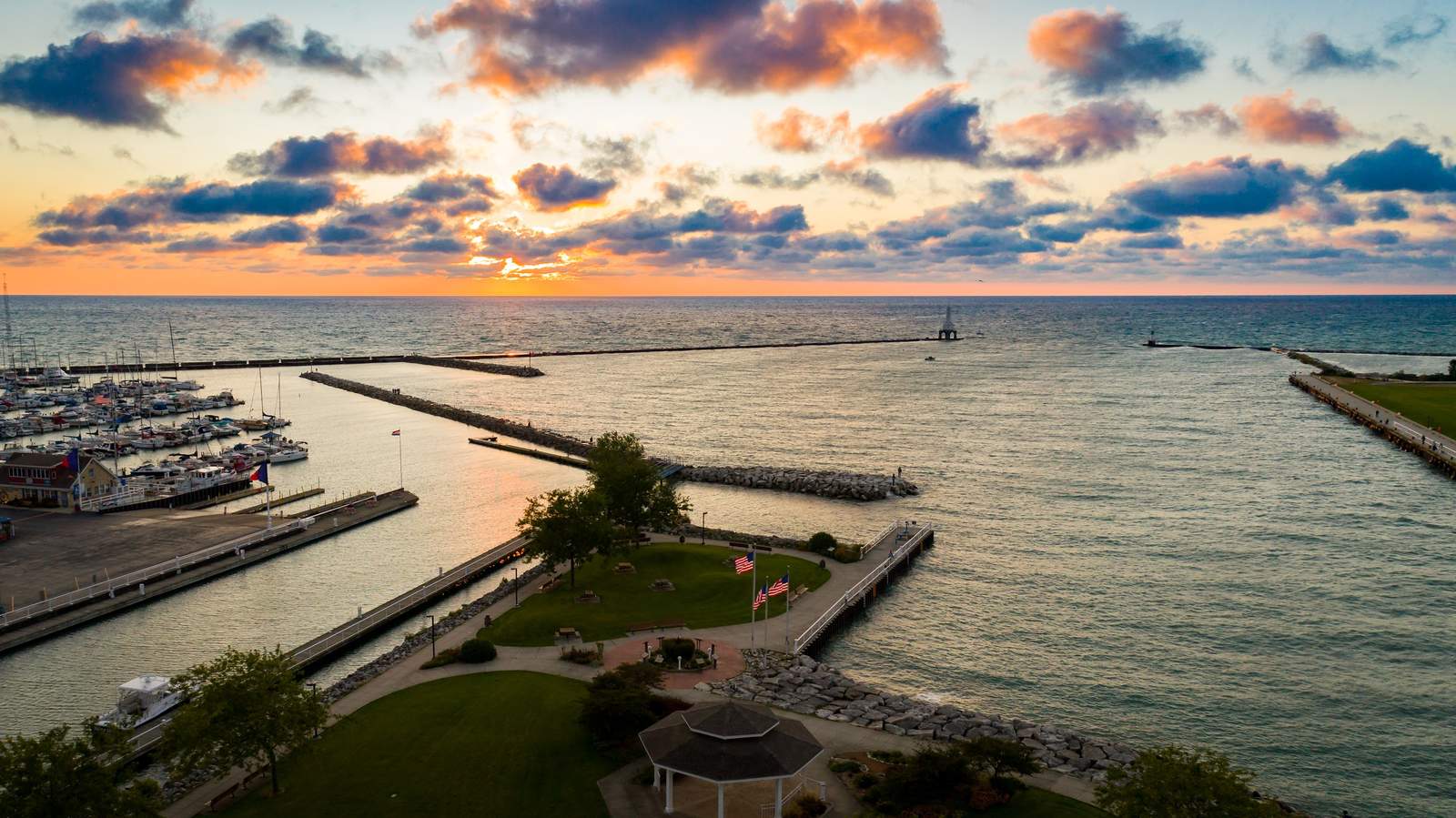 The Harborview on Lake Michigan, an Ascend Collection Hotel — photo 10