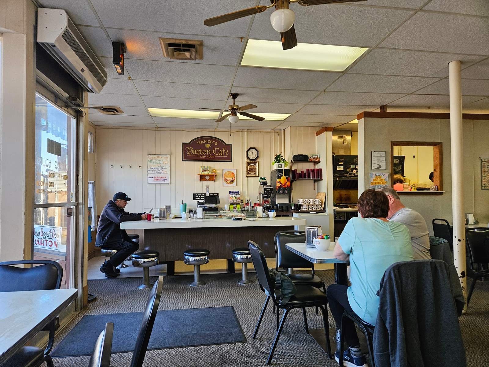 Sandy's Barton Cafe — photo 1