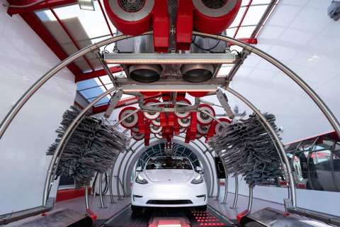 Tommy's Express® Car Wash — photo 4