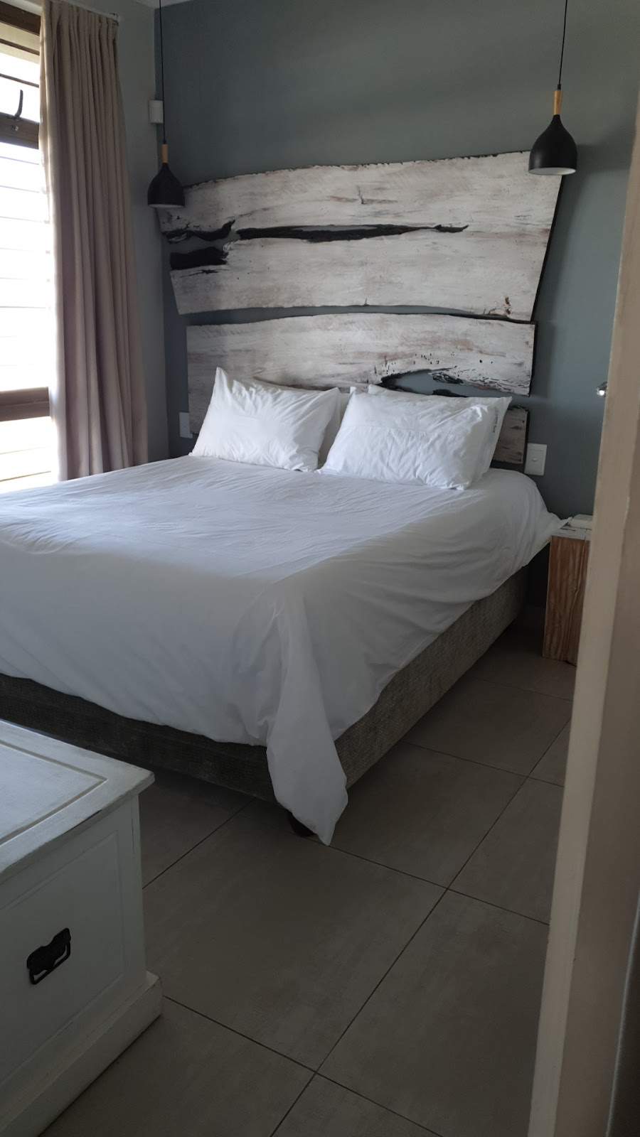 Coral Cove Apartments — photo 3
