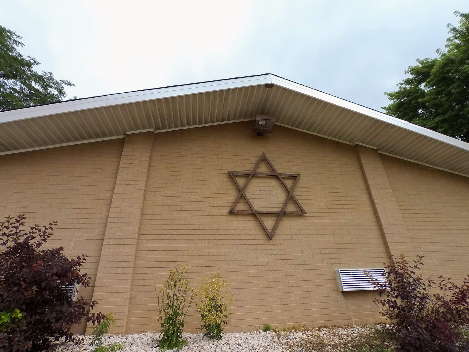 Temple Menorah — photo 4
