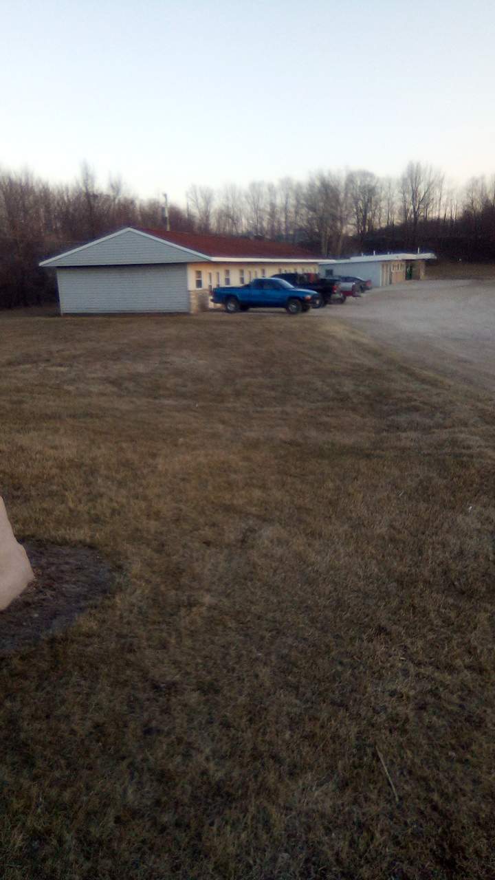 Cedar Lake Motel — photo 2