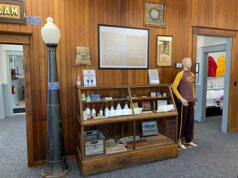Edward H. Wolf Schleisingerville to Slinger Historical Museum — photo 3