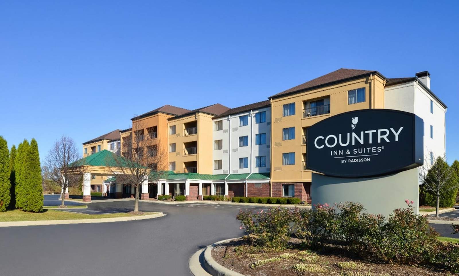 Country Inn & Suites by Radisson, Brown Deer - Milwaukee North — photo 1