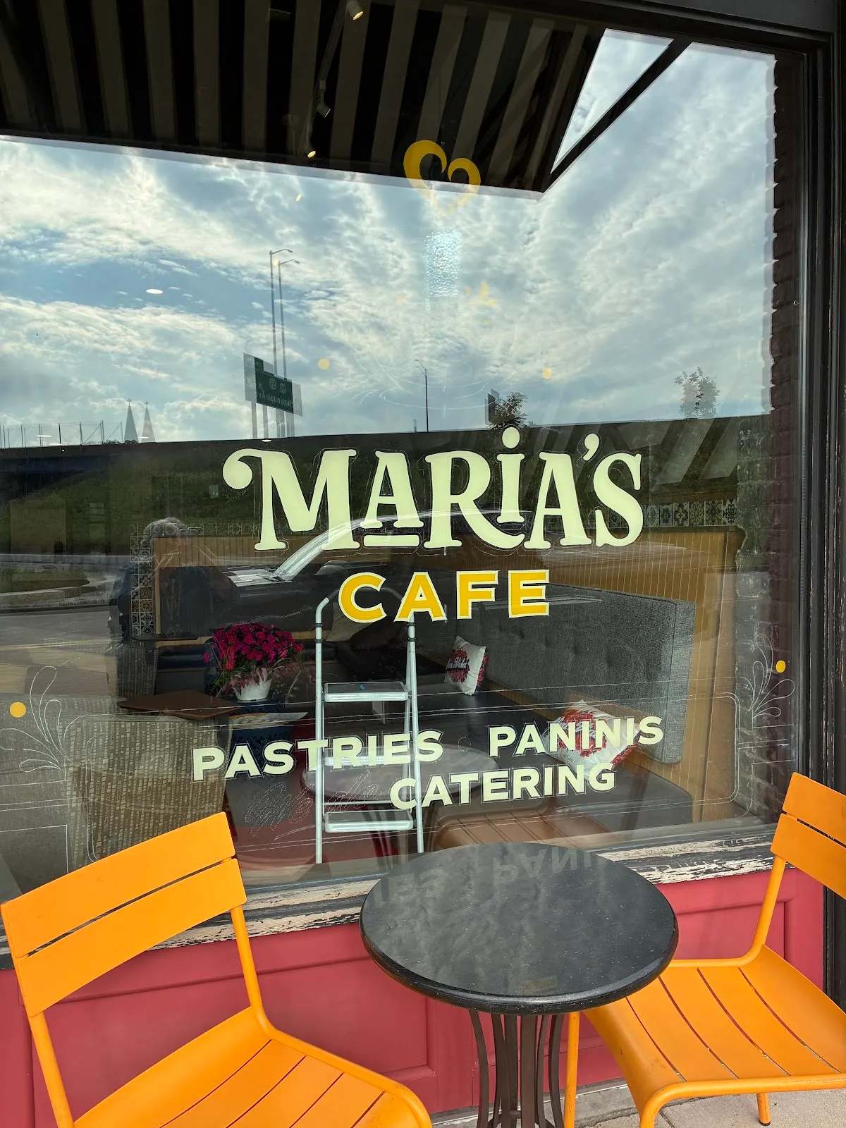 Maria's Cafe — photo 1