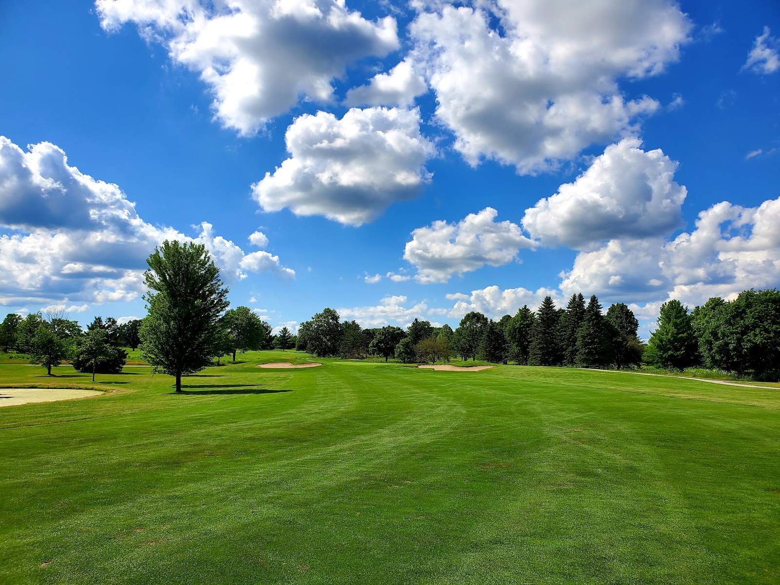 Oakwood Park Golf Course — photo 1