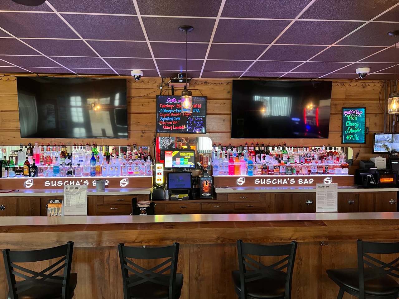 Suscha's Bar — photo 1
