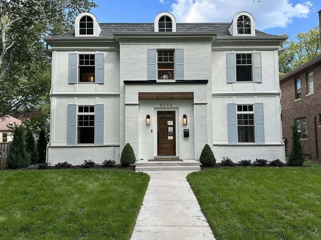 Larson's Home Exteriors — photo 1