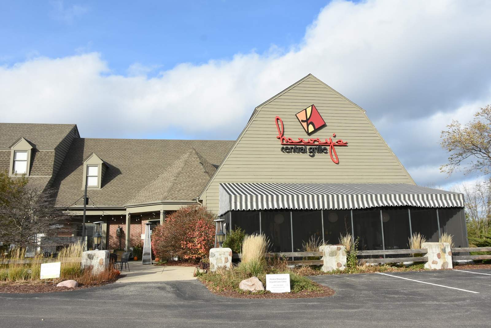 Harvey’s Central Grille — photo 4