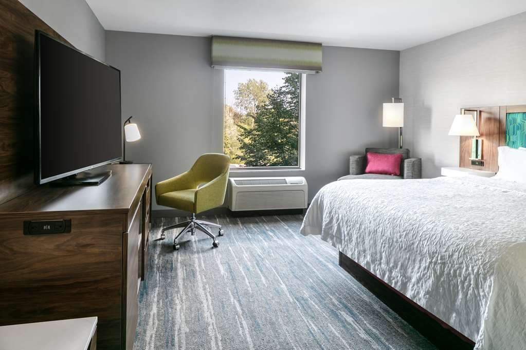 Hampton Inn & Suites Grafton — photo 2