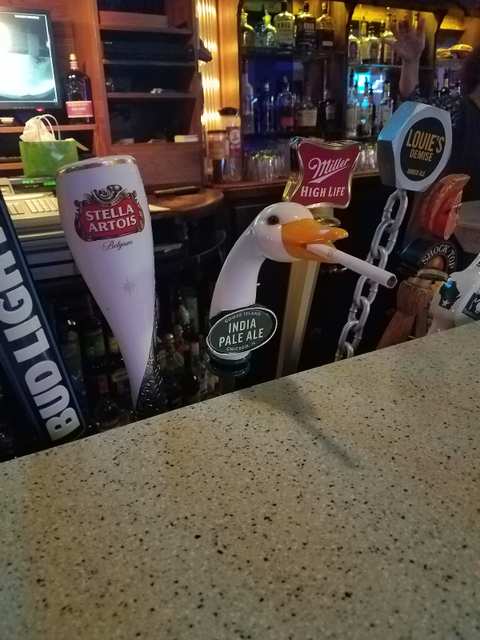 Grand Avenue Saloon — photo 3