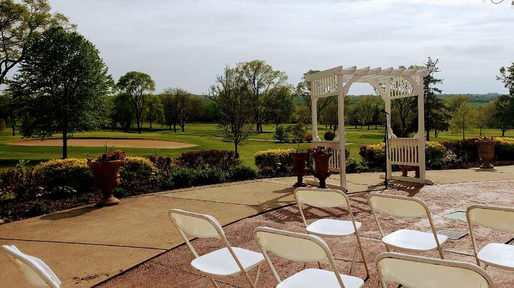 Bristol Oaks Golf Club, Weddings & Banquets