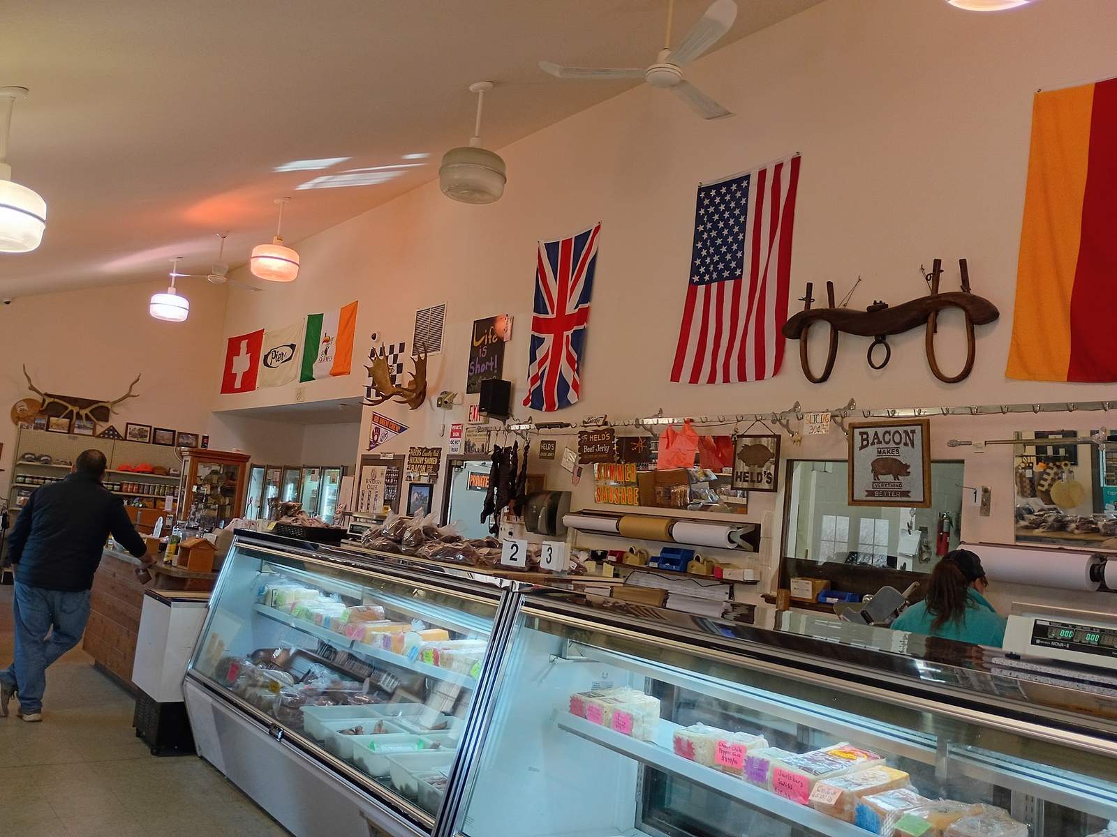 Held's Meat and Cheese Market — photo 3