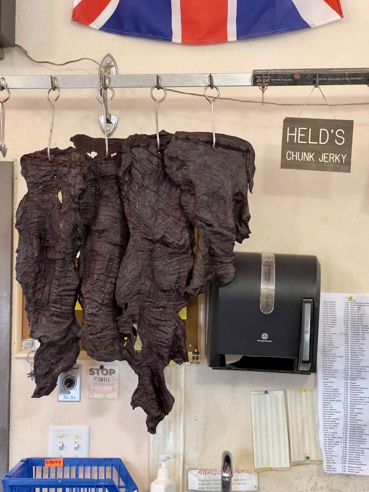 Held's Meat and Cheese Market — photo 5
