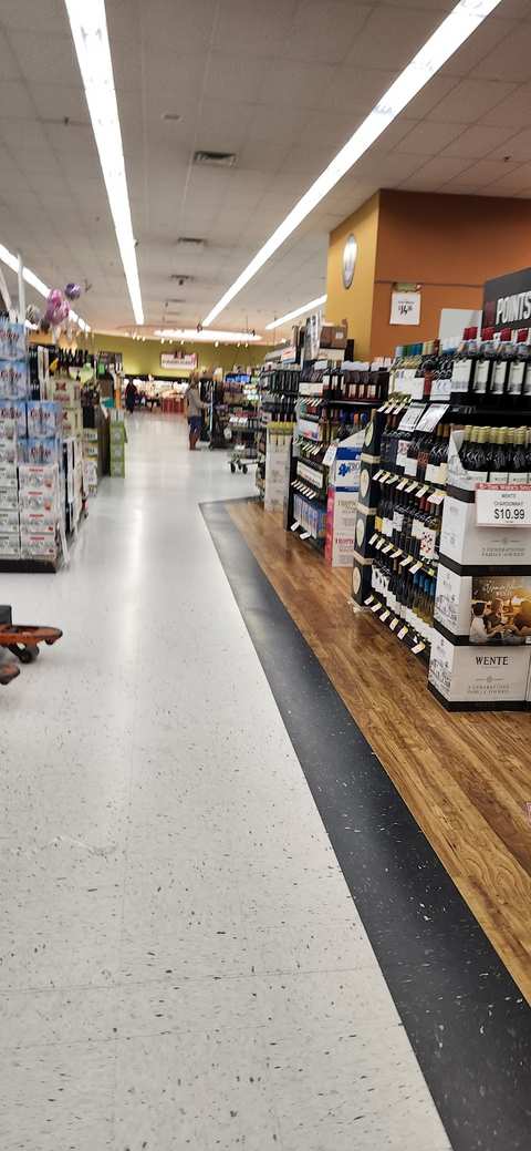 Fox Bros. Piggly Wiggly West Bend — photo 2
