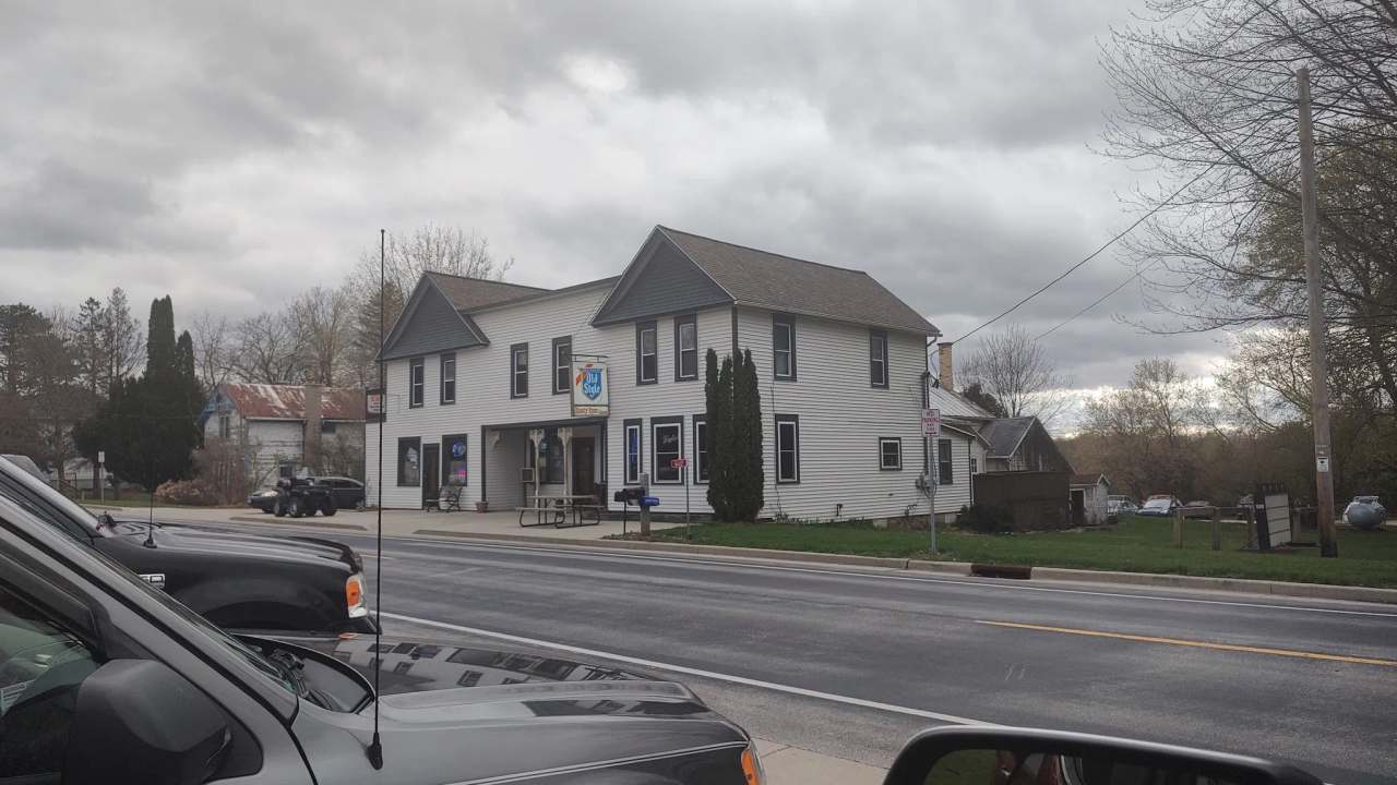 Rusty Spur Saloon — photo 9