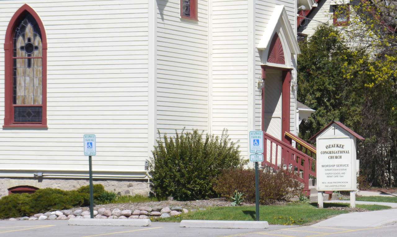 Ozaukee Congregational Church — photo 2