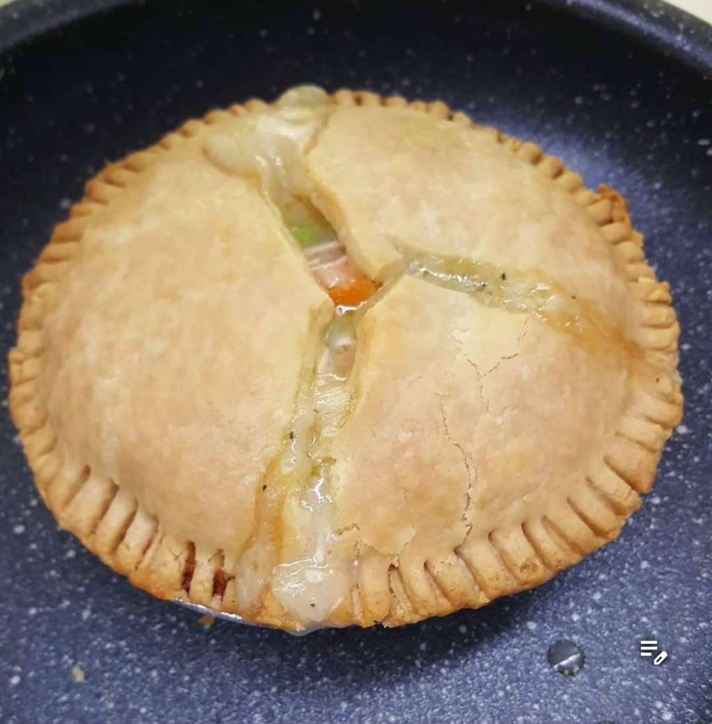 Kelly's Pot Pies & More - Greenfield