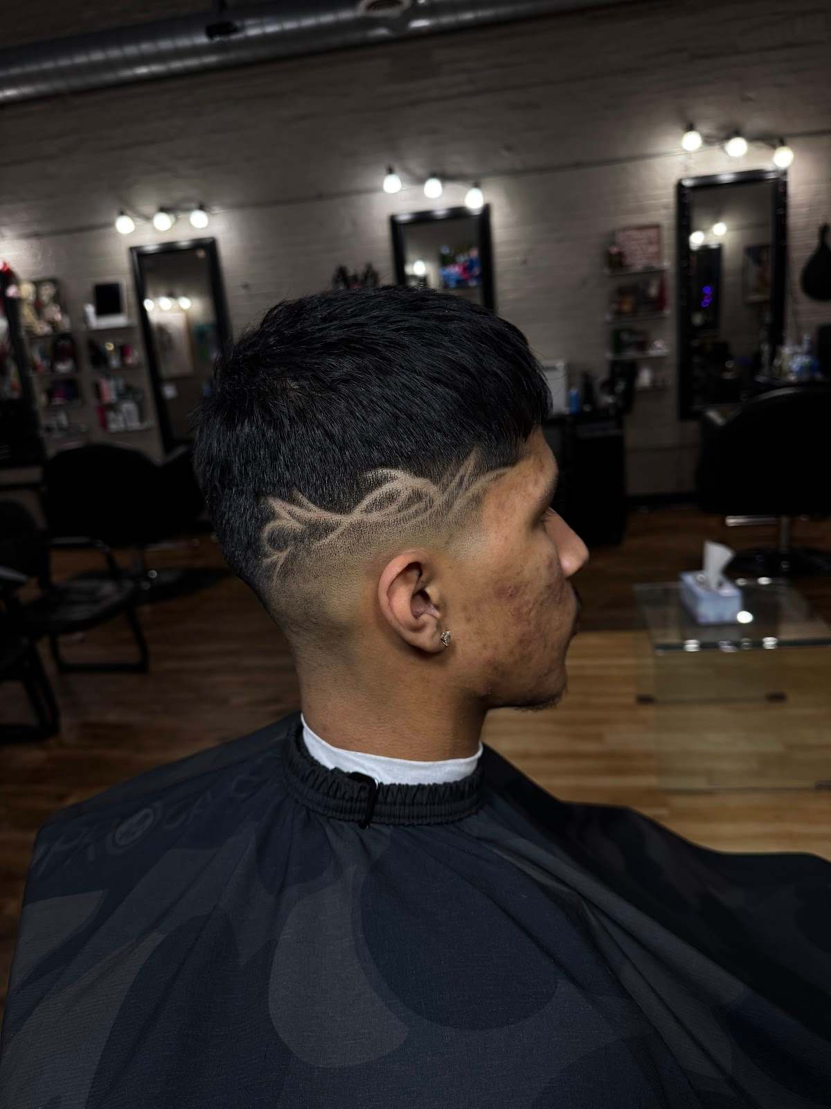 828 cuts — photo 1