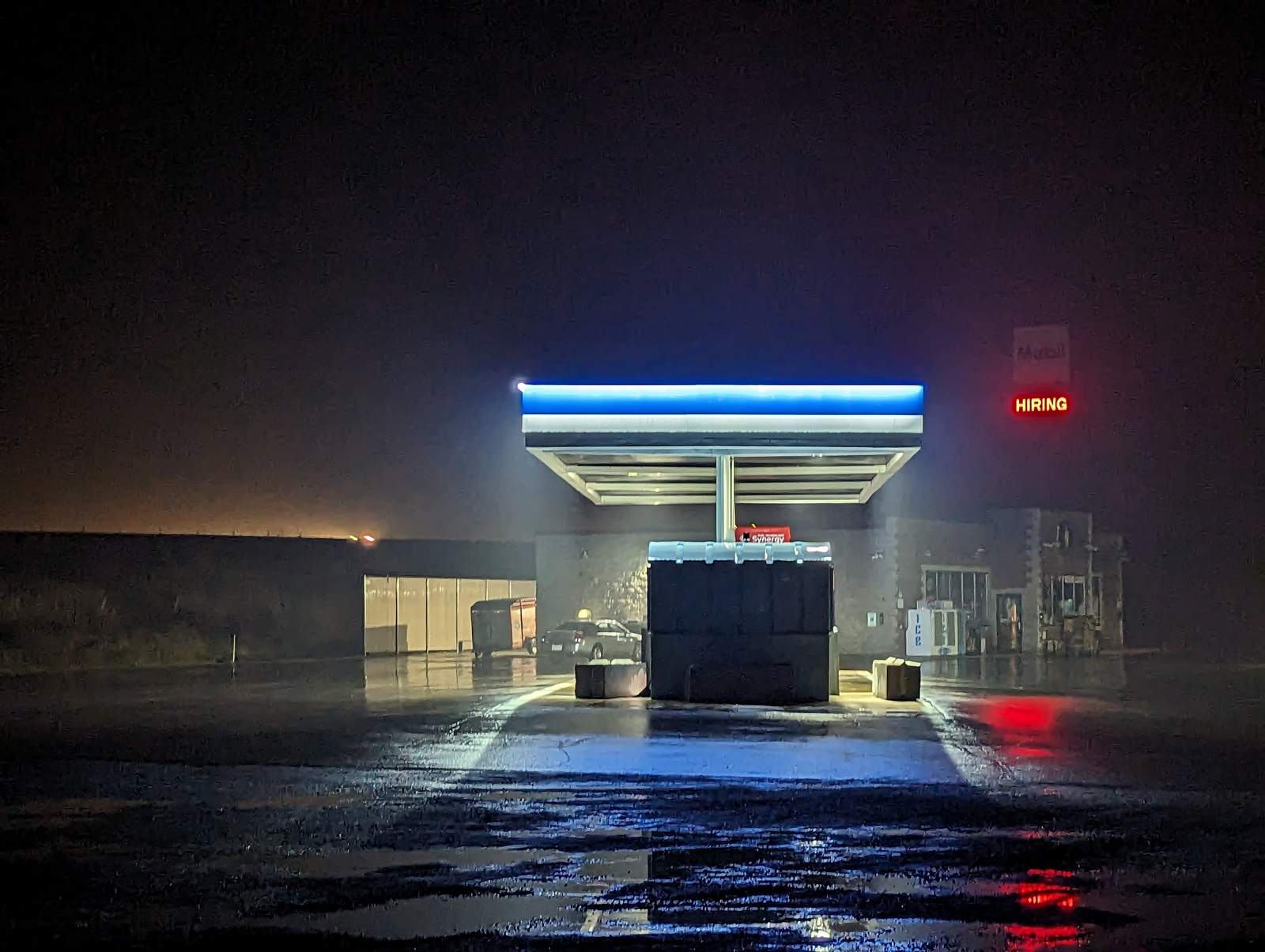 Mobil — photo 1