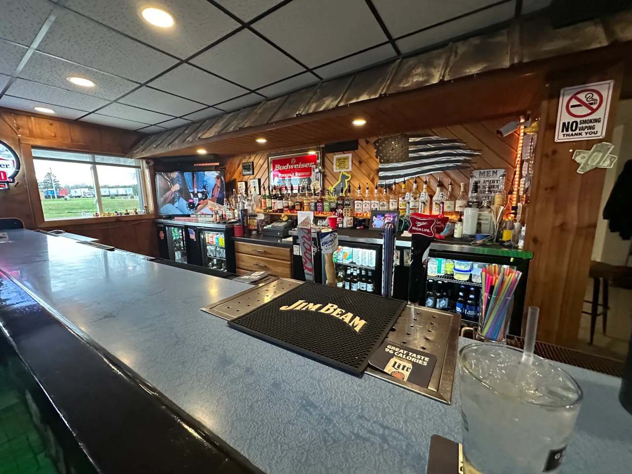 Shlufty's Inn — photo 1