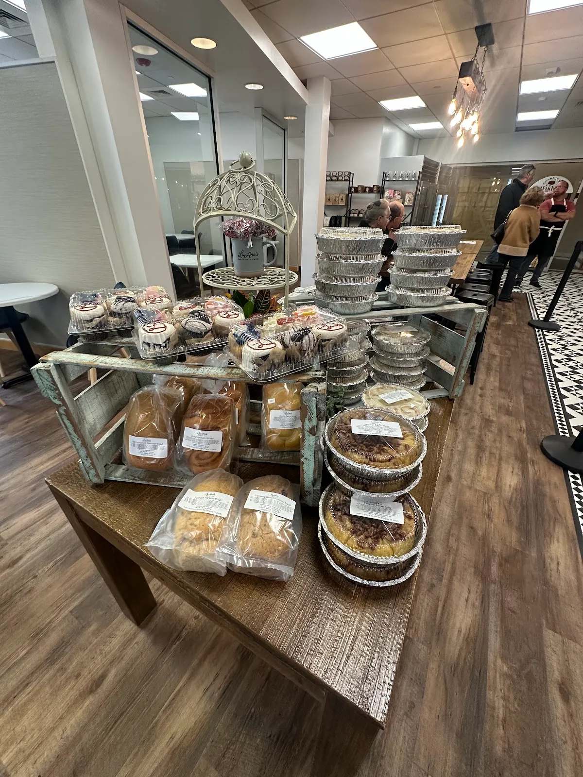 LuAnn’s Bakery & Cafe - Hartford — photo 2