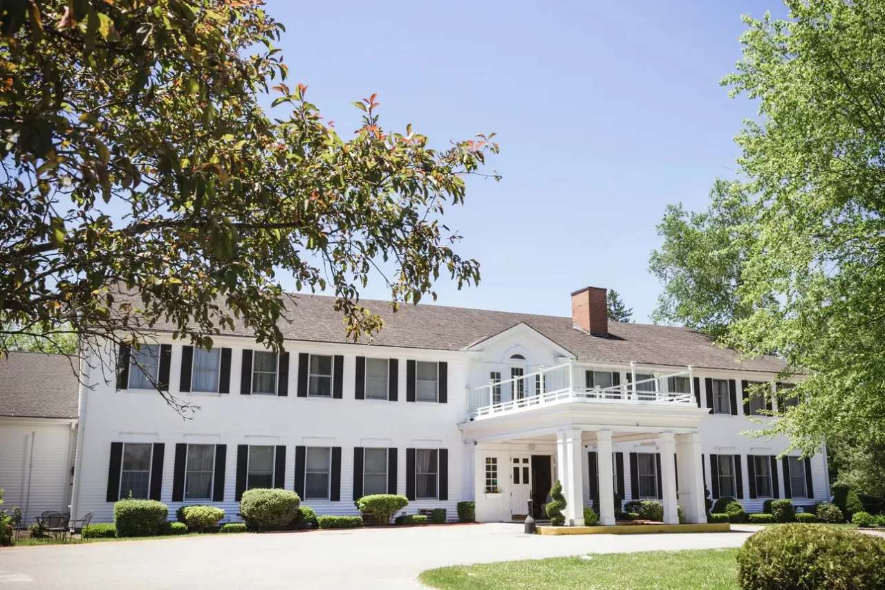 The Litchfield Inn — photo 1
