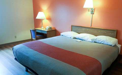 Motel 6 Saukville, WI — photo 4