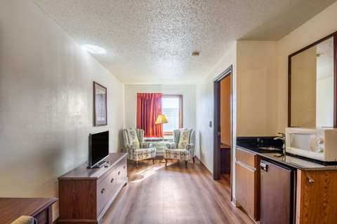Motel 6 Saukville, WI — photo 5