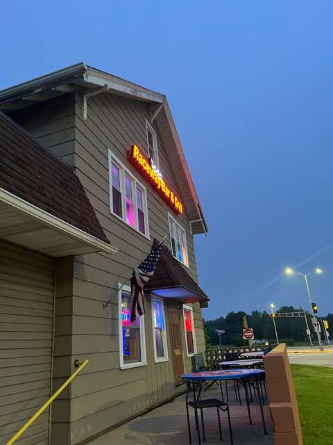 Raceway Bar & Grill — photo 3
