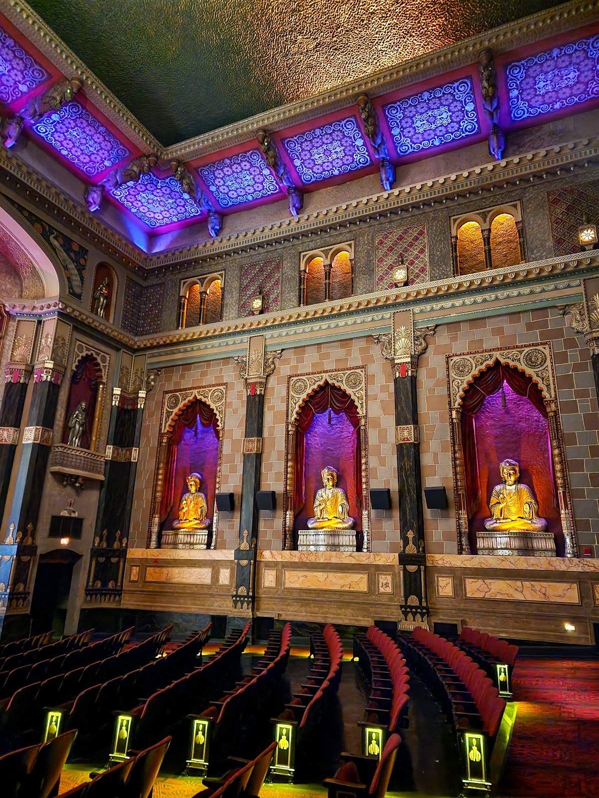 The Oriental Theatre | Milwaukee Film Historic Cinemas — photo 3