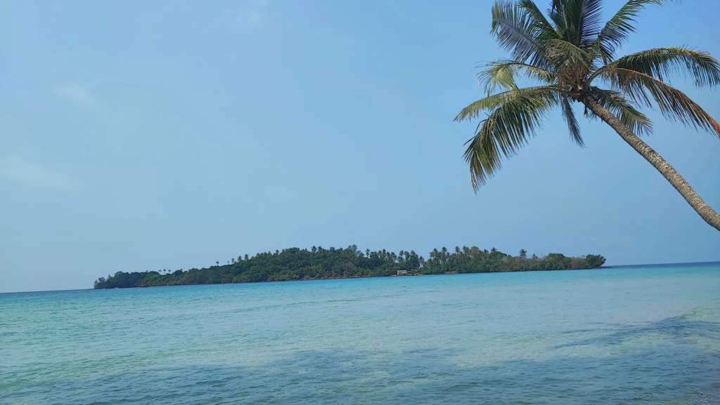 Khlong Han Beach