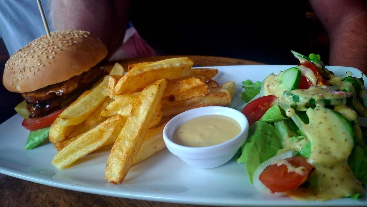The Mad Hatter Pub — photo 2