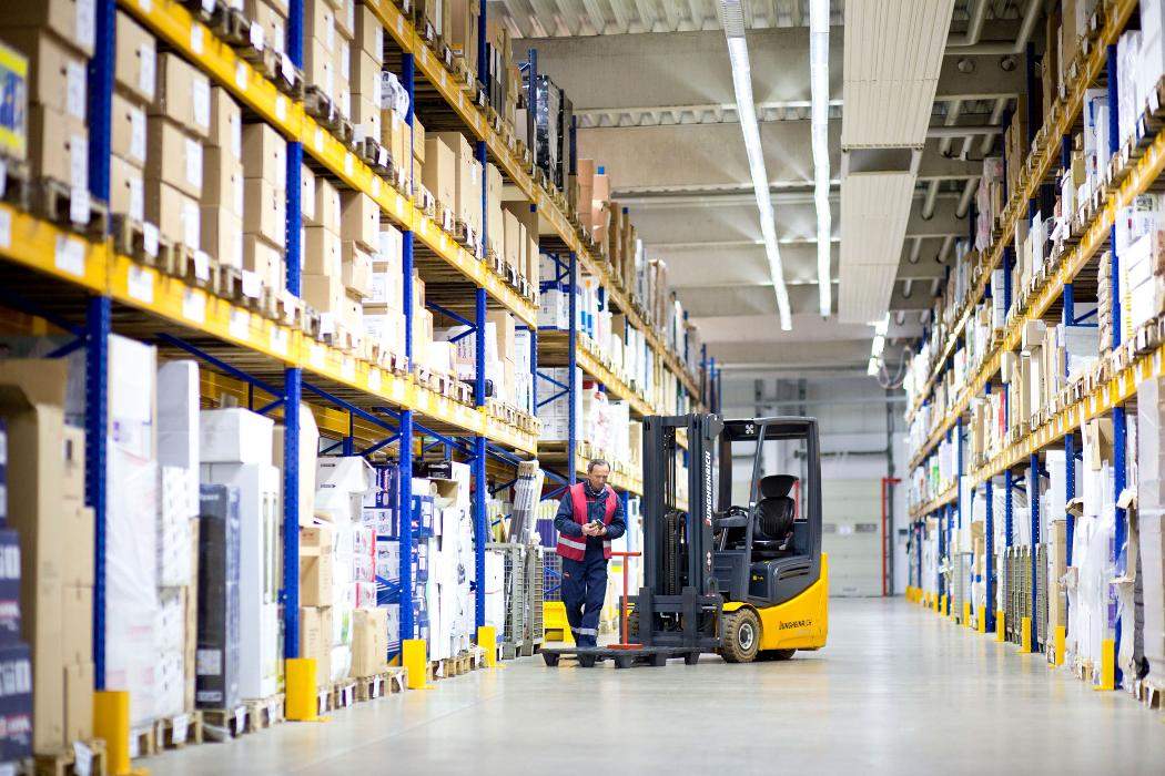 Hellmann Worldwide Logistics- Milwaukee, WI Division — photo 8