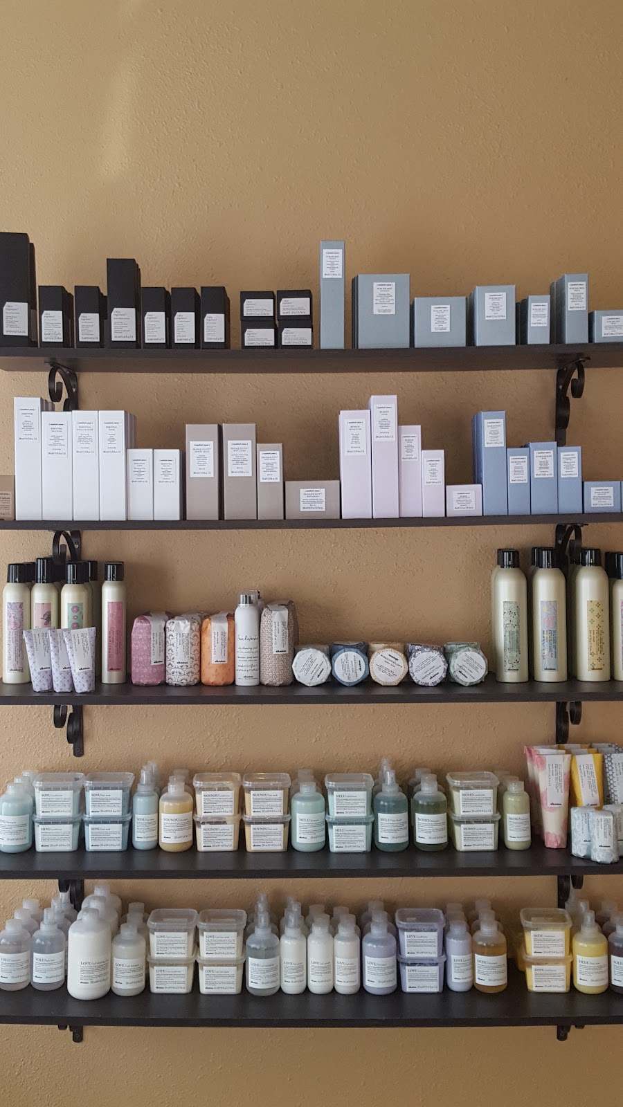 Sisters Salon and Spa — photo 4