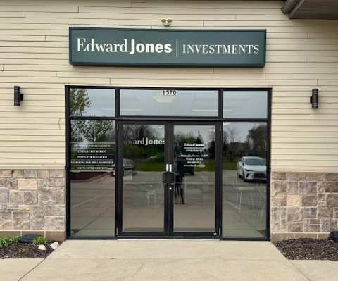 Edward Jones - Financial Advisor: Michael T LaChance, CFP®|AAMS®|CRPC™|CRPS™ — photo 2