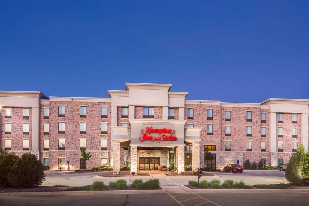Hampton Inn & Suites West Bend