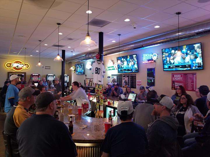 Bank Shot Sports Bar — photo 1