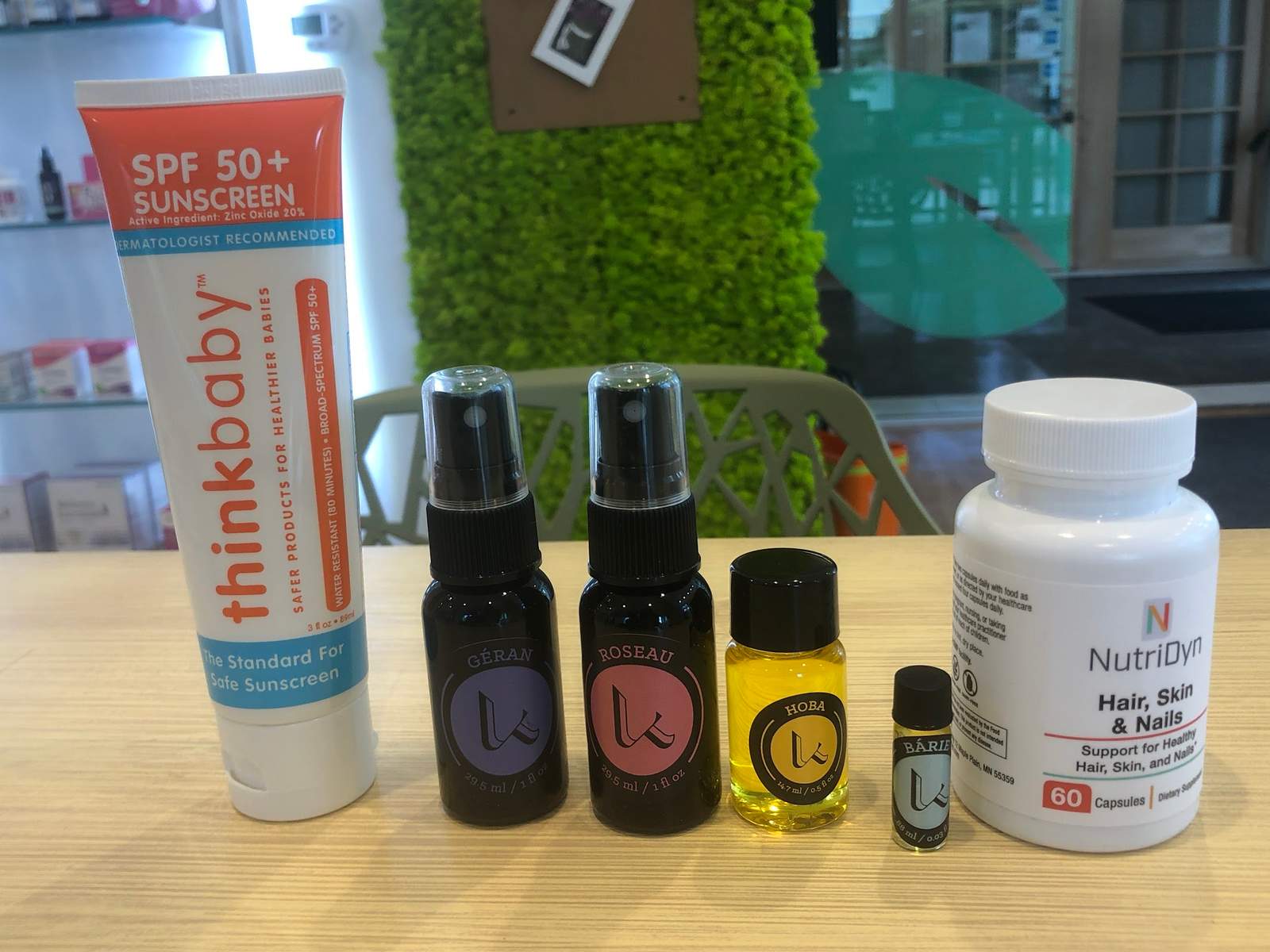 Welltopia Pharmacy — photo 3