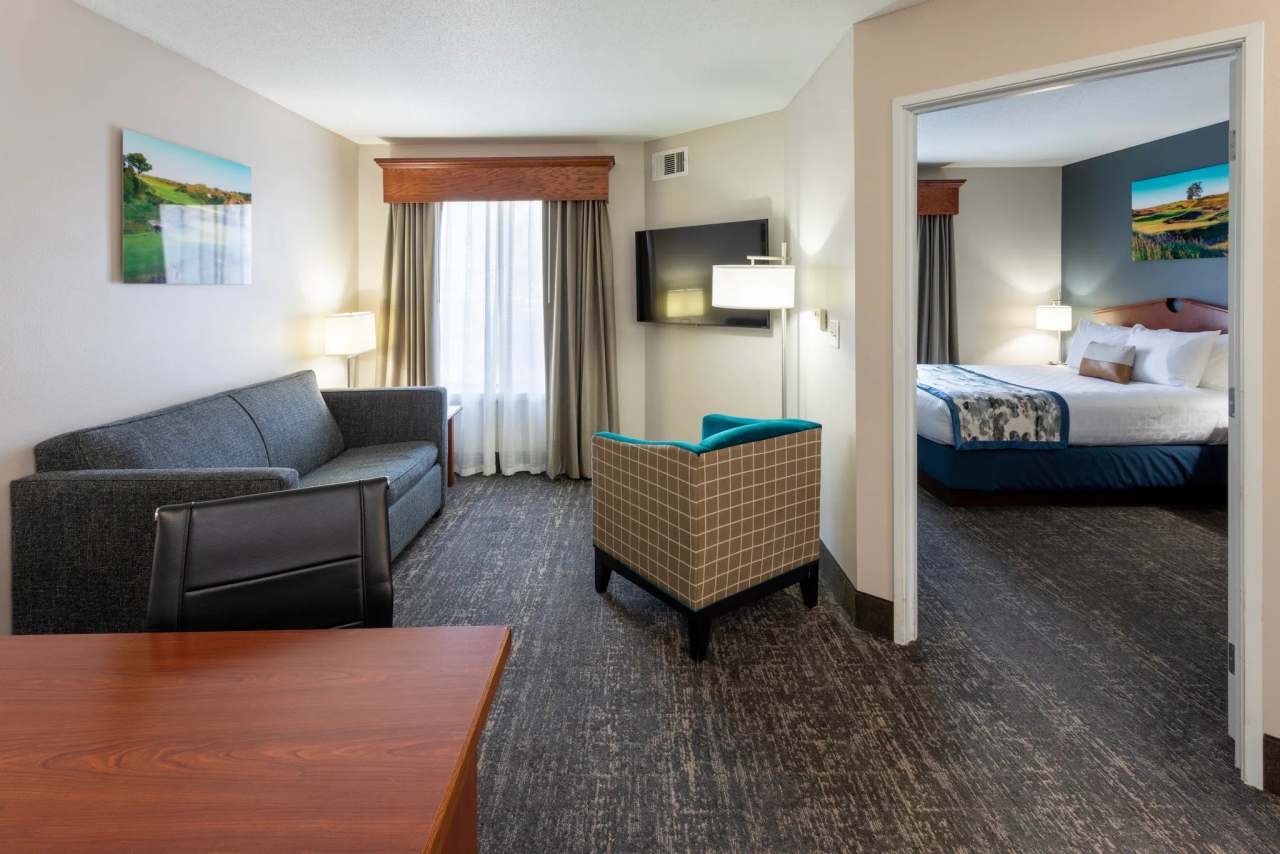 GrandStay Residential Suites Hotel Sheboygan — photo 2