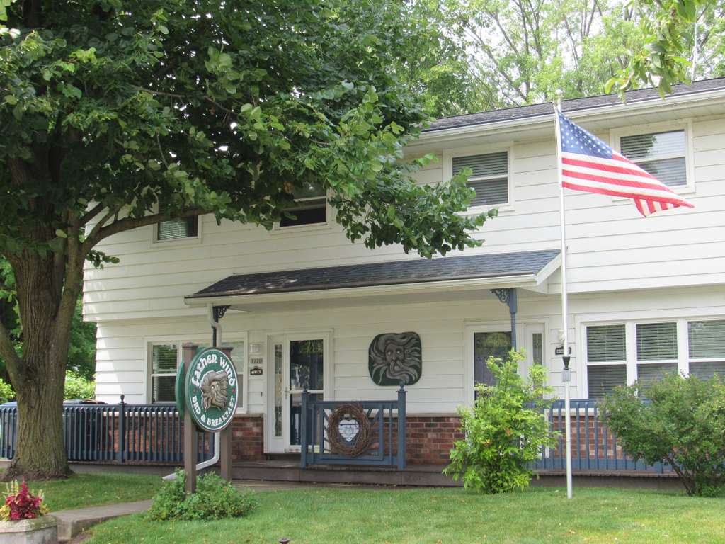 Father Wind Bed & Breakfast