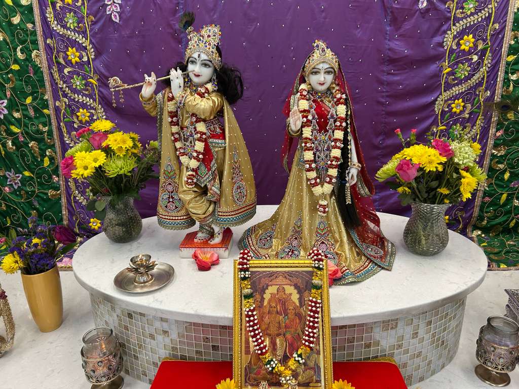 Shyama Shyam Dham Radha Krishna Temple